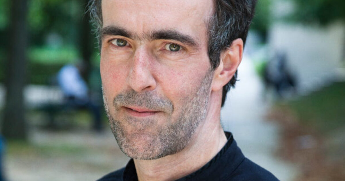 Graham Robb | RCW Literary Agency