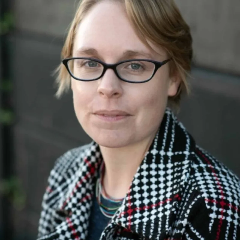 Katherine Stansfield © Two Cats in the Yard