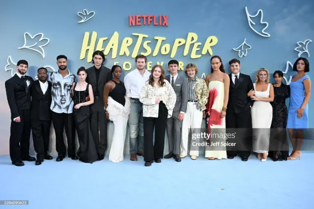 LONDON, ENGLAND - JULY 14: (L-R) Nima Taleghani, Fiseyo Akinade, Darragh Hand, Jenny Walser, William Gao, Corinna Brown, Kit Connor, Alice Oseman, Joe Locke, Kizzy Edgell, Yasmin Finney, Tobie Donovan, Rhea Norwood, Leila Khan and Bel Priestley attend the "Heartstopper Forever" World Premiere at Cineworld Leicester Square on July 14, 2026 in London, England.  (Photo by Jeff Spicer/Getty Images for Netflix )