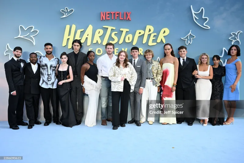 LONDON, ENGLAND - JULY 14: (L-R) Nima Taleghani, Fiseyo Akinade, Darragh Hand, Jenny Walser, William Gao, Corinna Brown, Kit Connor, Alice Oseman, Joe Locke, Kizzy Edgell, Yasmin Finney, Tobie Donovan, Rhea Norwood, Leila Khan and Bel Priestley attend the "Heartstopper Forever" World Premiere at Cineworld Leicester Square on July 14, 2026 in London, England.  (Photo by Jeff Spicer/Getty Images for Netflix )